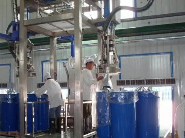 mật ong cà chua trong thùng