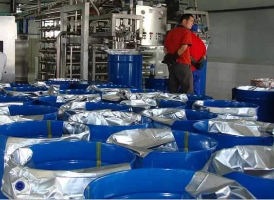 mật ong cà chua trong thùng